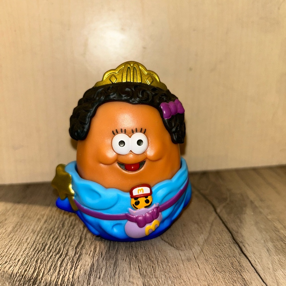 Kerwin Frost McNugget Buddy McDonald’s waffutu